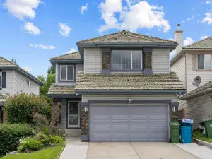 27 Strathearn Crescent SW Calgary AB T3H 1K6 MLS #A2264872 broker reciprocity