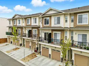 5 Country Village Landing NE Calgary AB T3K 5K1 MLS #A2253299 broker reciprocity