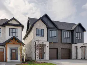 8543 Bowness Road NW Calgary AB T3B 0H8 MLS #A2254549 broker reciprocity