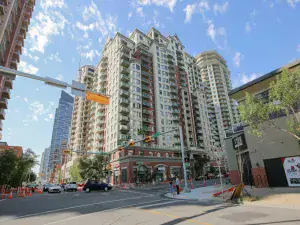706, 1334 12 Avenue SW Calgary AB T3C3R9 MLS #A2219592 broker reciprocity