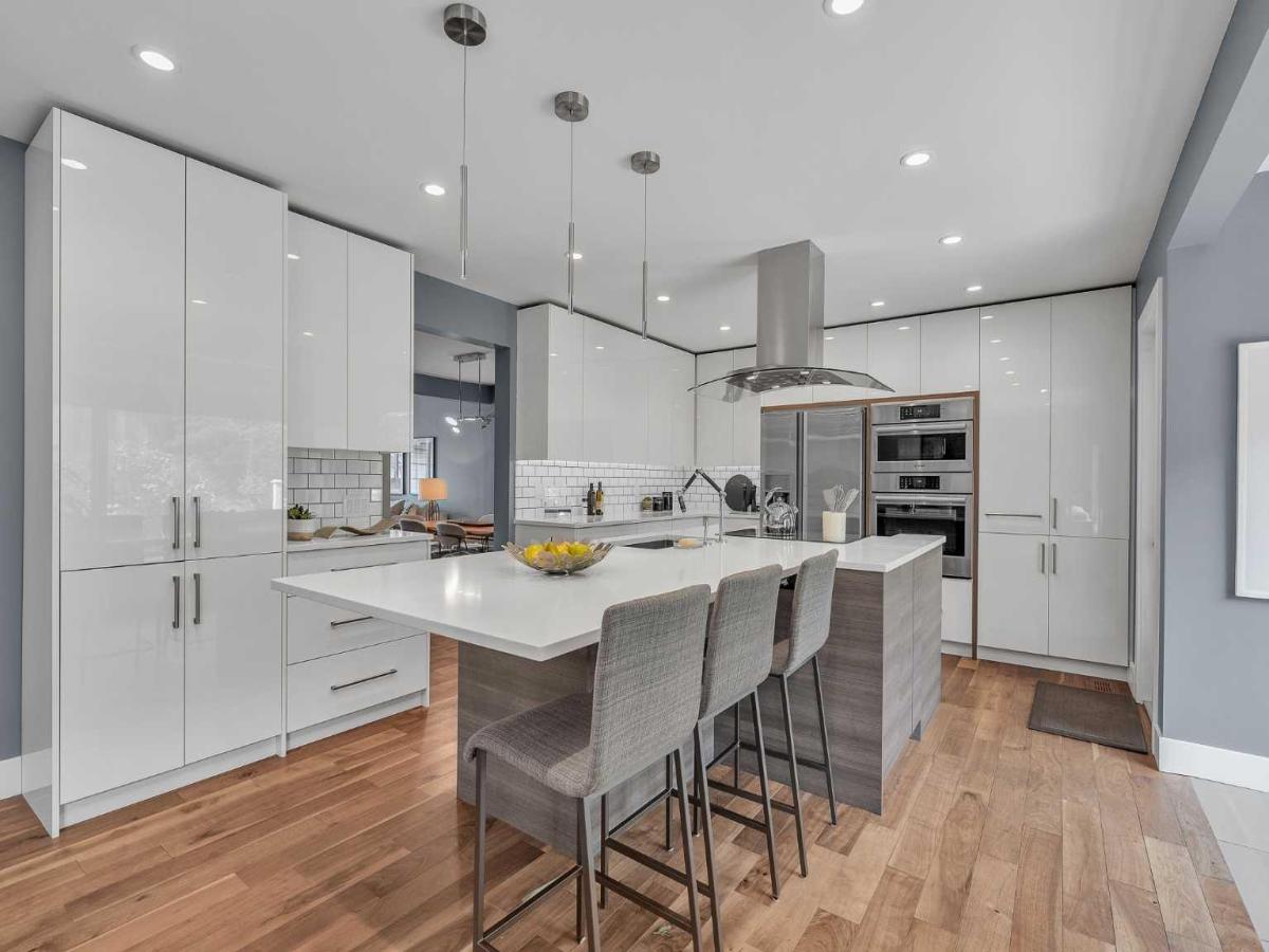 129 Edgebrook Gardens NW Calgary AB T3A4Z8 MLS #A2253930 MLS #A2253930 image #0