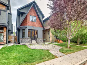 3707 Centre A Street NE Calgary AB T2E 3A5 MLS #A2244548 broker reciprocity