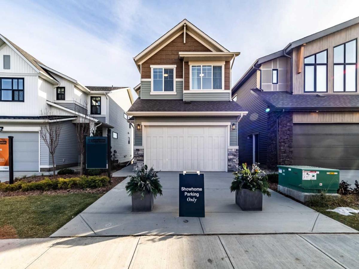 203 Lucas Common NW Calgary AB T3P 2B3 MLS #A2254542 MLS #A2254542 image #0