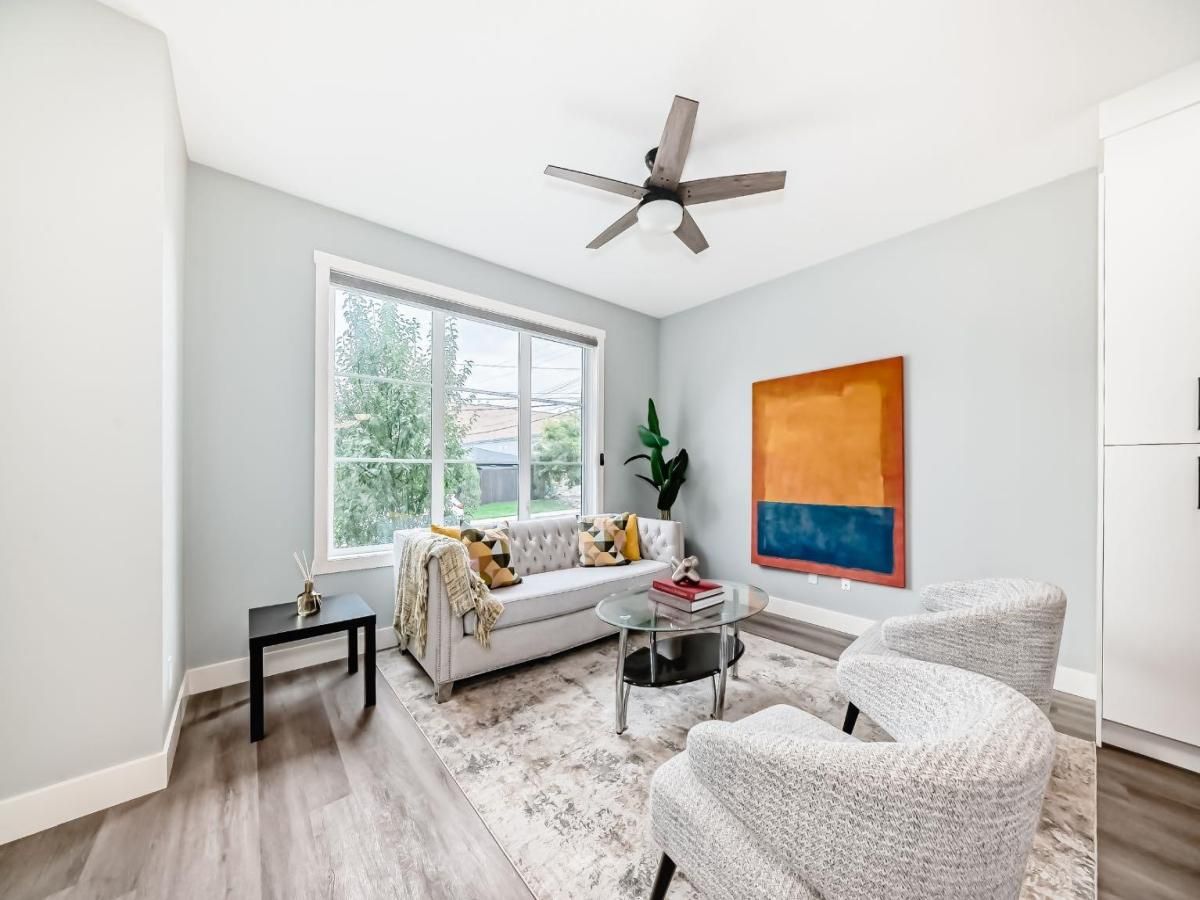 1757 45 Street NW Calgary AB T3B 0P2 MLS #A2254826 MLS #A2254826 image #0