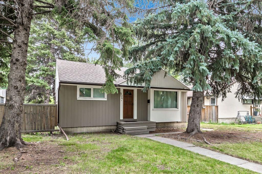 906 Rundle Crescent NE Calgary AB T2M 3B9 MLS #A2254834 MLS #A2254834 image #0