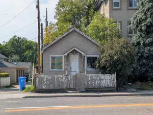 1201 53B Street SE Calgary AB T2A1W1 MLS #A2257682 broker reciprocity