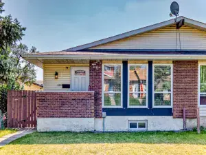 122 Erin Woods Circle SE Calgary AB T2B 3E1 MLS #A2240269 broker reciprocity