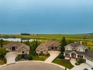 32 Monterra Landing Rural Rocky View County AB T4C0G8 MLS #A2252568 broker reciprocity