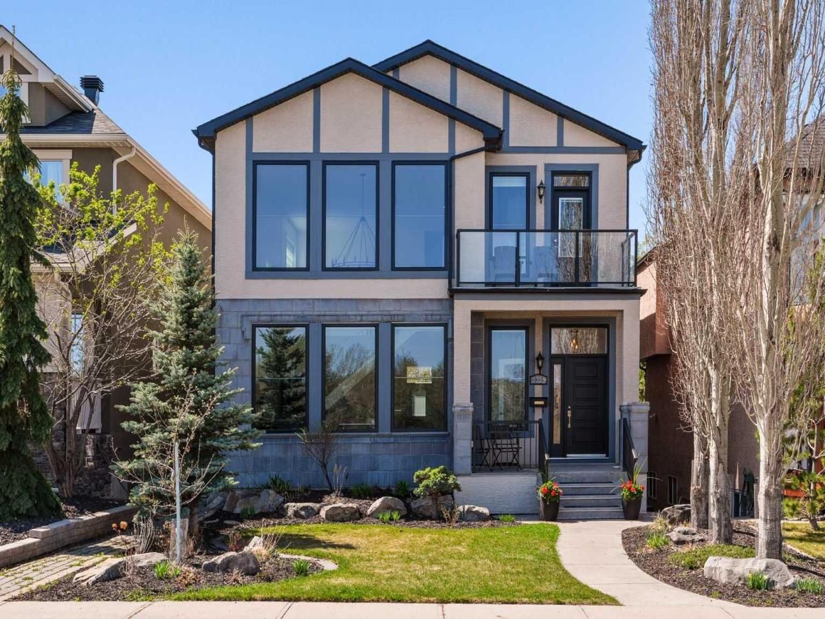 MLS #A2256091 image #0