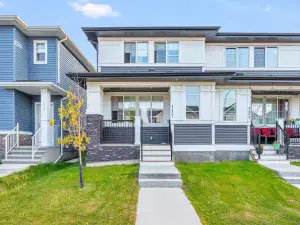 152, 300 Evanscreek Court NW Calgary AB T3P 0B7 MLS #A2252698 broker reciprocity
