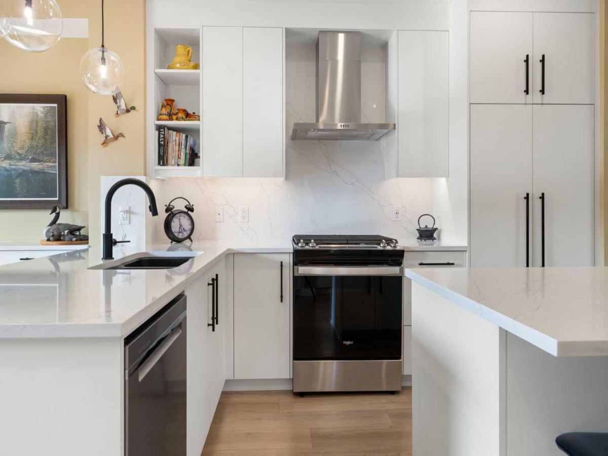 254, 7820 Spring Willow Drive SW Calgary AB T3H 6E1 MLS #A2256371 MLS #A2256371 image #0