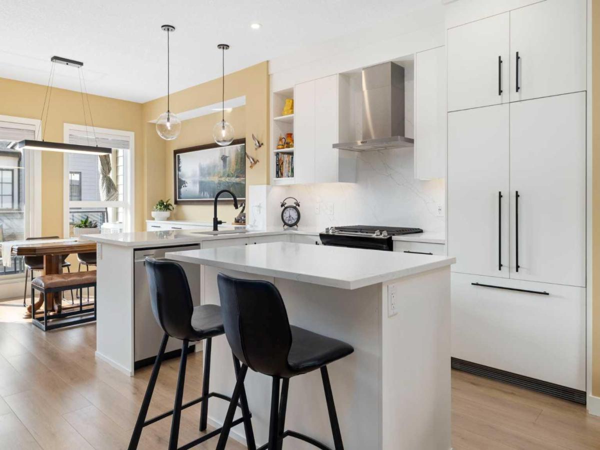 MLS #A2256371 image #0