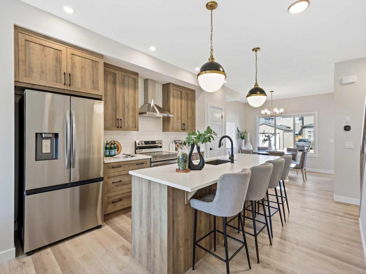 MLS #A2256696 image #0