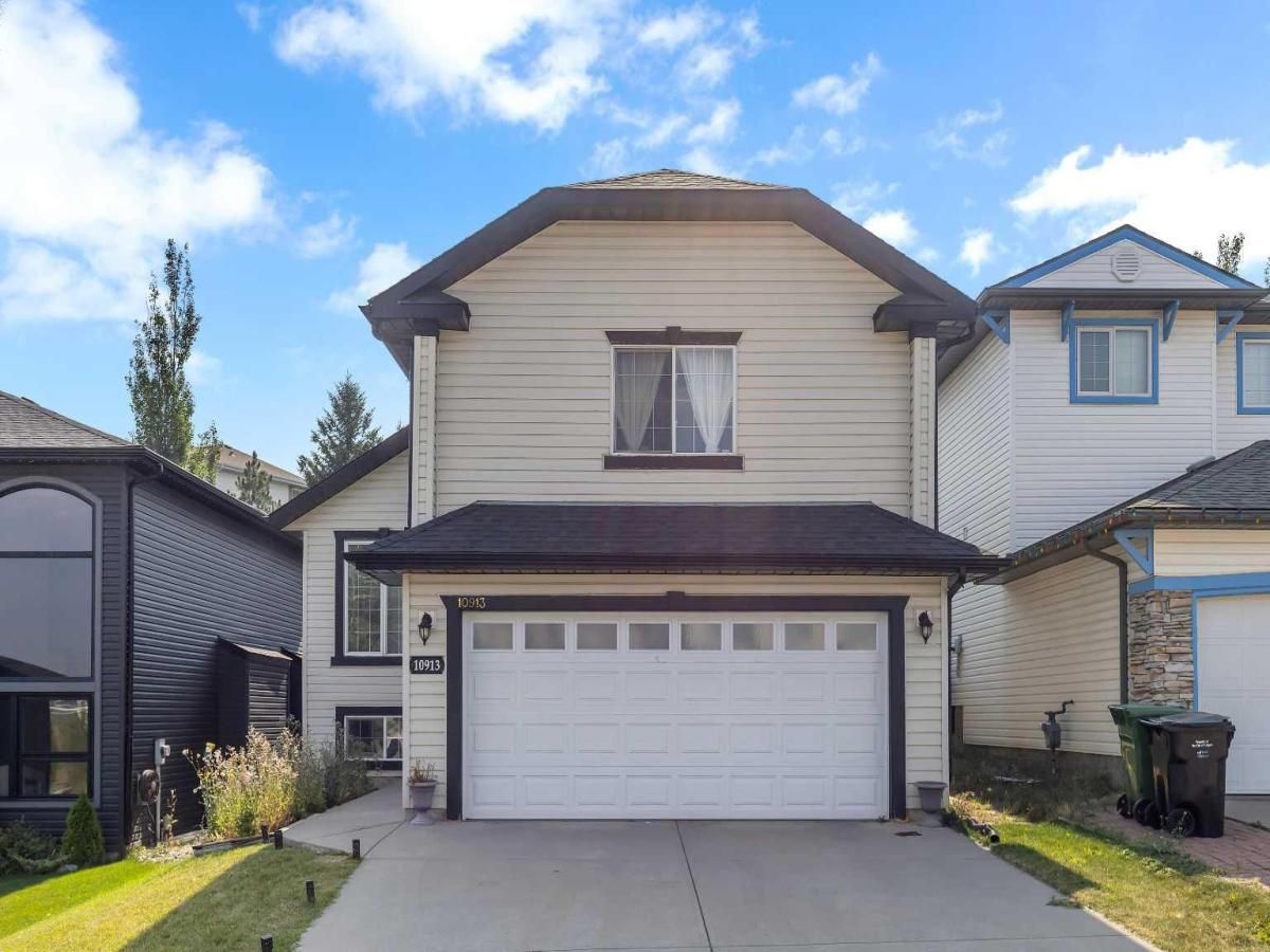 10913 Hidden Valley Drive NW Calgary AB T3A 5V7 MLS #A2256797 MLS #A2256797 image #0