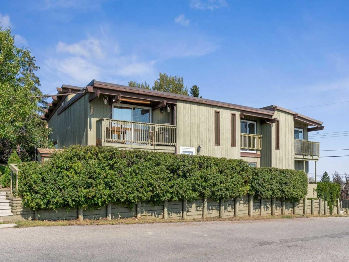 Row/Townhouses MLS #A2256834 image #0