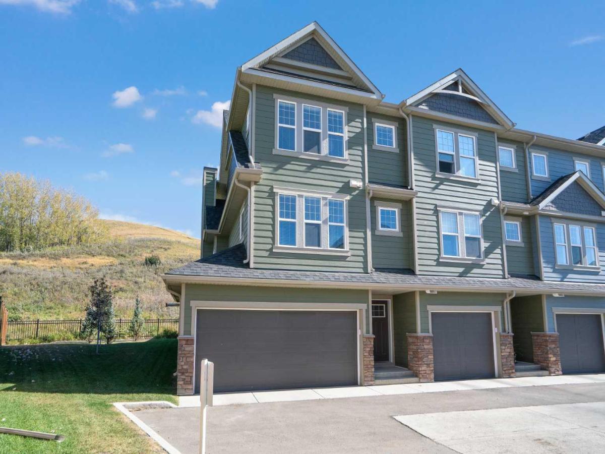 MLS #A2256863 image #0