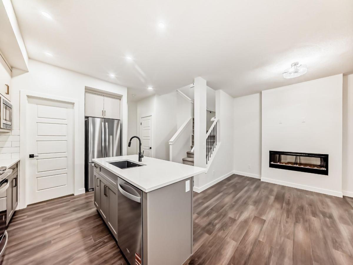 MLS #A2256975 image #0