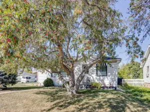 6116 Buckthorn Road NW Calgary AB T2K 2Z1 MLS #A2262388 broker reciprocity