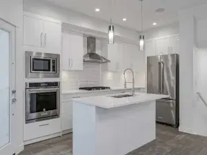 405, 824 Royal Avenue SW Calgary AB T2T 0L3 MLS #A2247117 broker reciprocity