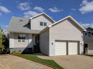 461 78 Avenue NE Calgary AB T2K 5A1 MLS #A2261828 broker reciprocity