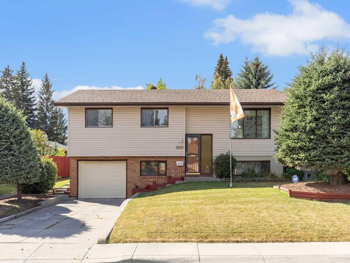 3303 Boulton Road NW Calgary AB T2L 1M2 MLS #A2260697 MLS #A2260697 image #0