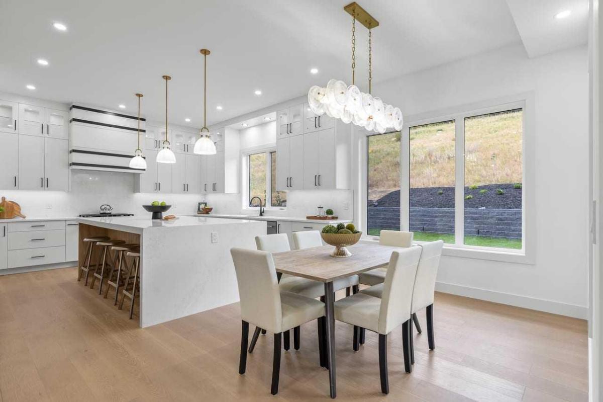 MLS #A2260705 image #0