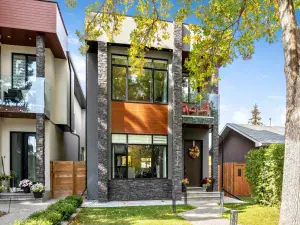 219 15 Avenue NE Calgary AB T2E 1H1 MLS #A2219820 broker reciprocity