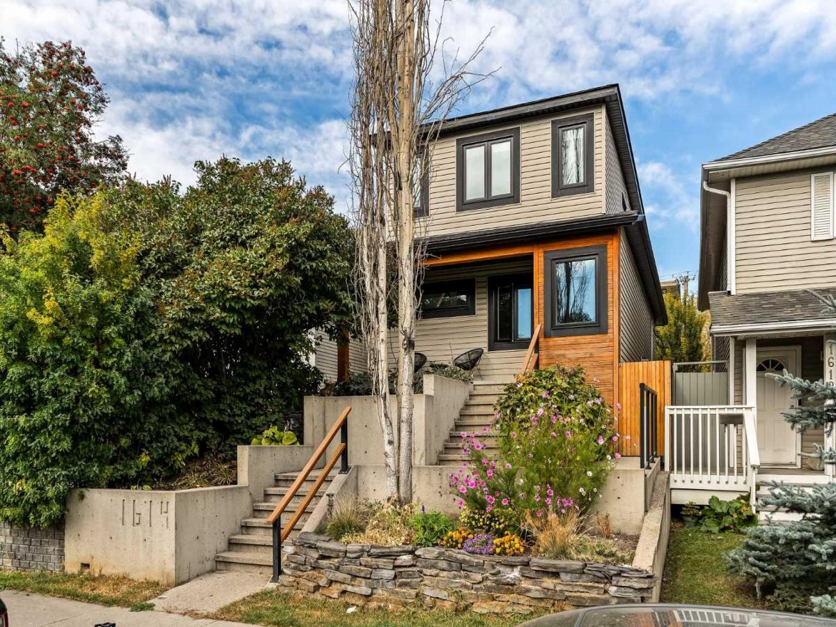 1614 27 Avenue SW Calgary AB T2T 1G6 MLS #A2261161 MLS #A2261161 image #0