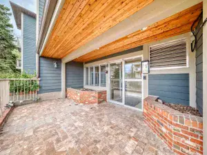 14, 2417 2 Street SW Calgary AB T2S 1S9 MLS #A2265887 broker reciprocity