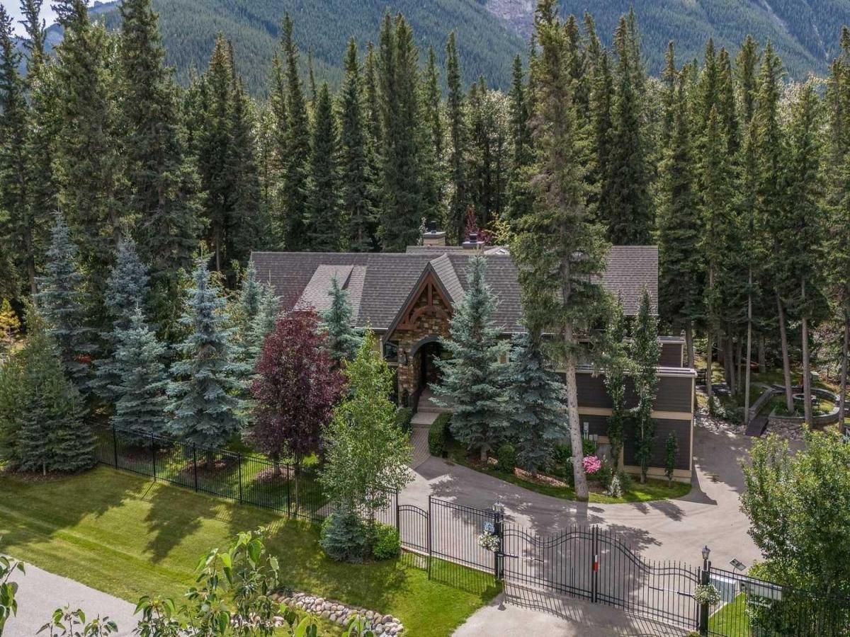 MLS #A2261290 image #0