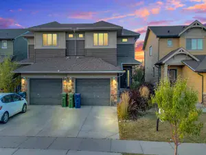 827 Windbury Street SW Airdrie AB T4B 3T1 MLS #A2265002 broker reciprocity