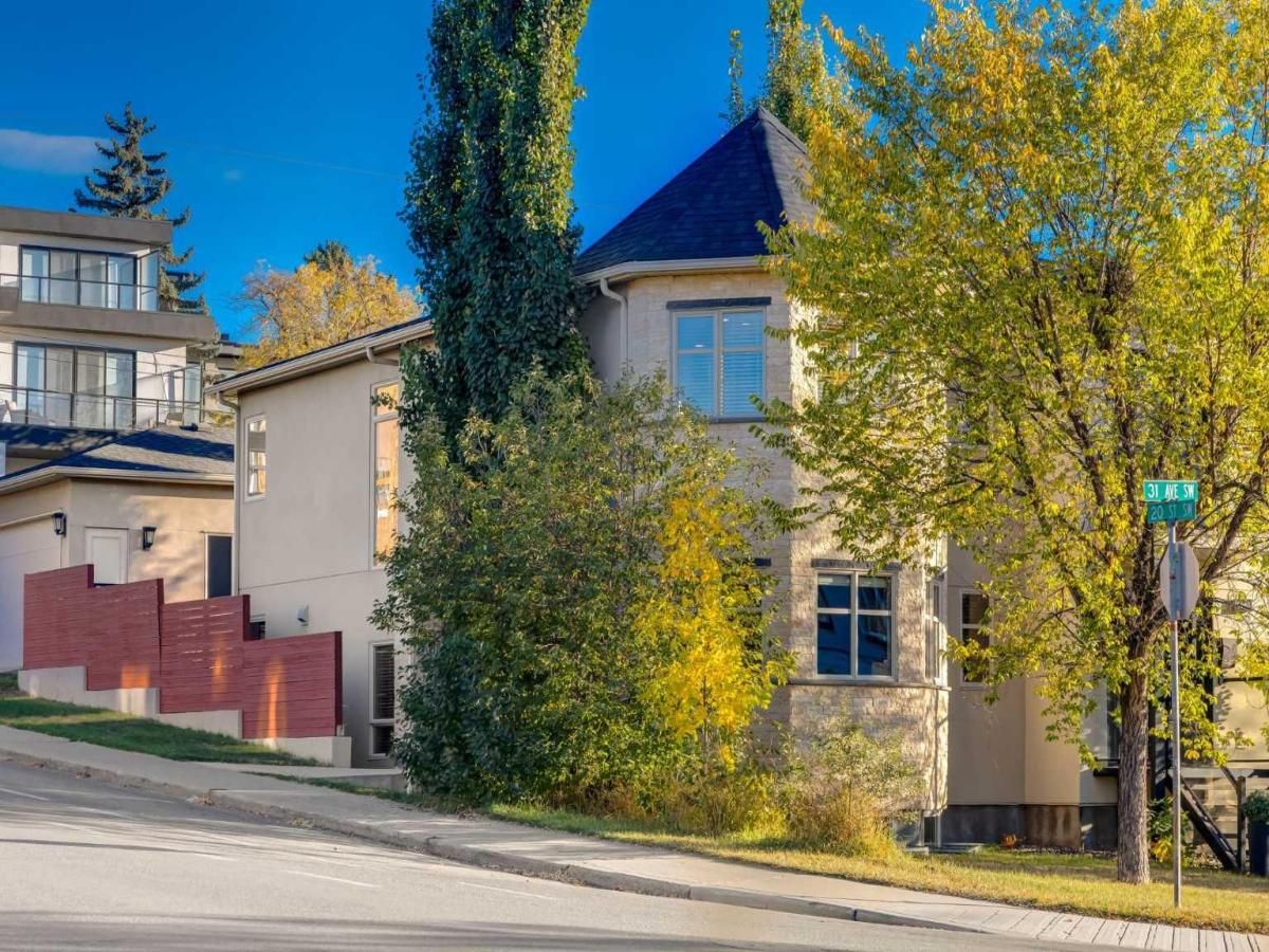 3178 20 Street SW Calgary AB T2T 6R2 MLS #A2261768 MLS #A2261768 image #0