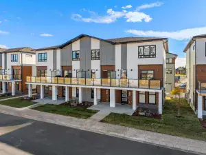 79 Scenic Gardens NW Calgary AB T3L1Y6 MLS #A2261658 broker reciprocity