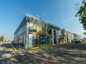 202, 1324 36 Avenue NE Calgary AB T2E 8S1 MLS #A2196044 broker reciprocity