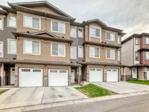 107, 300 Evanscreek Court NW Calgary AB T3P 0B6 MLS #A2256586 broker reciprocity