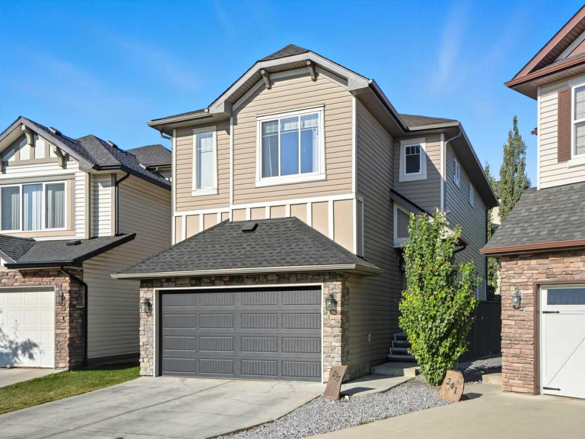 237 Kincora Glen Rise NW Calgary AB T3R 0B8 MLS #A2263077 MLS #A2263077 image #0