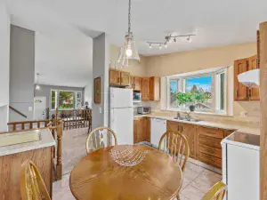 186 Harvest Rose Circle NE Calgary AB T3K 4M7 MLS #A2228128 broker reciprocity