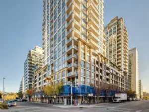 2412, 221 6 Avenue SE Calgary AB T2G 4Z9 MLS #A2250698 broker reciprocity