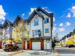 79 Scenic Gardens NW Calgary AB T3L1Y6 MLS #A2261658 broker reciprocity