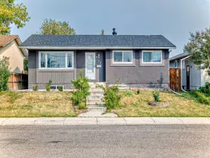 40 Temple Place NE Calgary AB T1Y3R9 MLS #A2259431 broker reciprocity