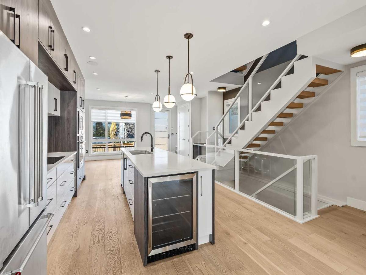 MLS #A2263806 image #0