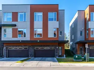 1113, 1113 Lake Fraser Green SE Calgary AB T2J7H6 MLS #A2253587 broker reciprocity