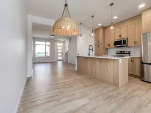 605, 24 Rivercrest Drive Cochrane AB T4C 2C5 MLS #A2267491 broker reciprocity