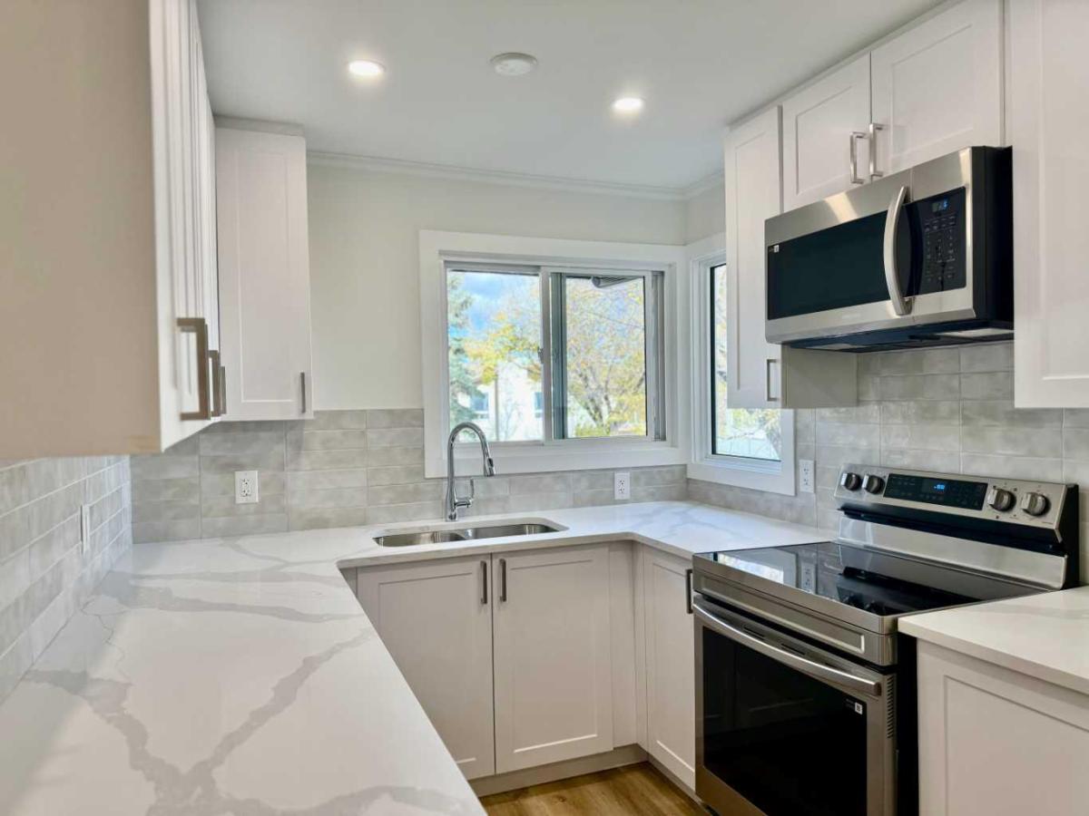 77, 115 Bergen Road NW Calgary AB T3K 1P2 MLS #A2264783 MLS #A2264783 image #0