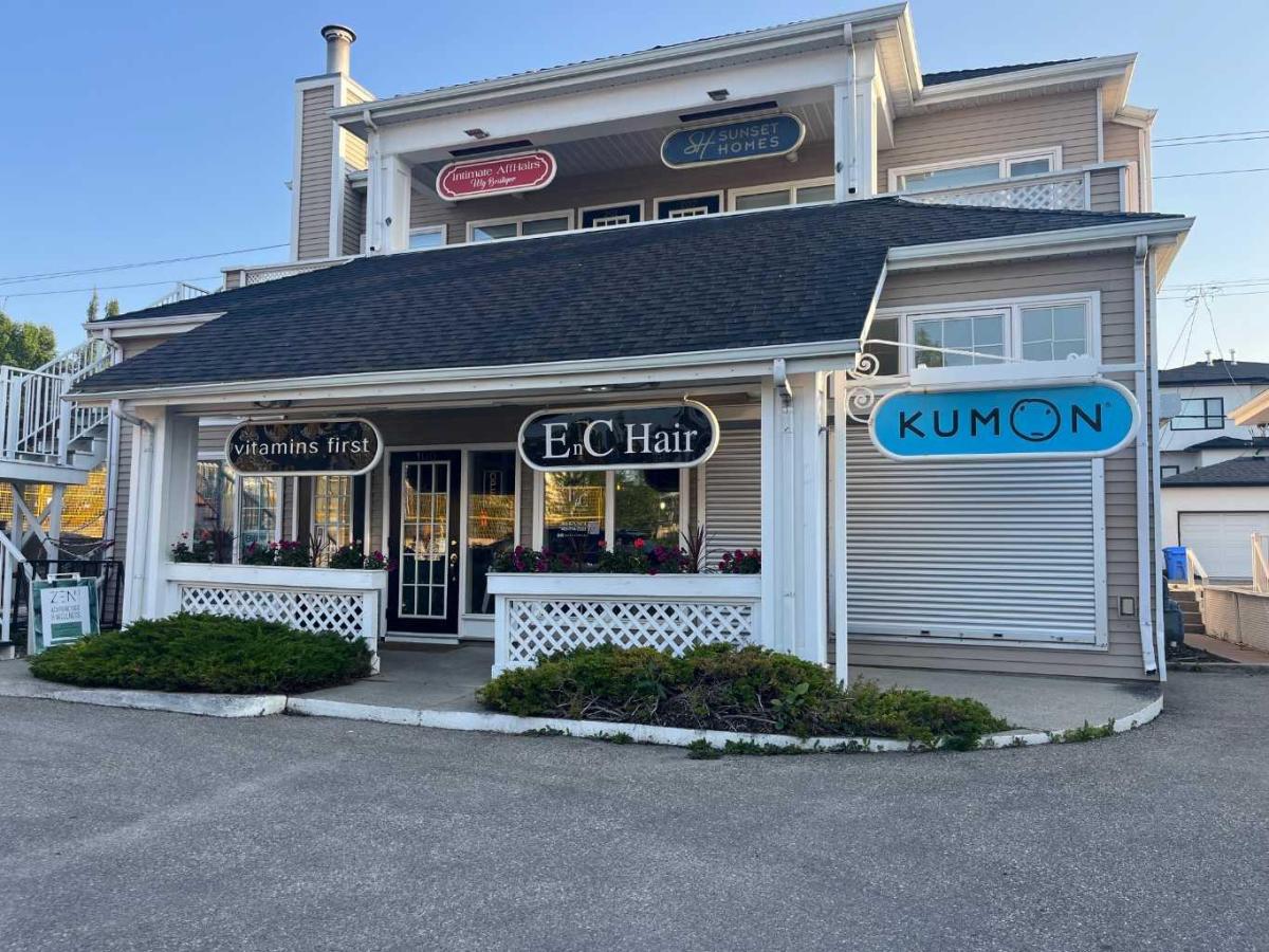2136 33 Avenue SW Calgary AB T2T 1Z6 MLS #A2264895 MLS #A2264895 image #0