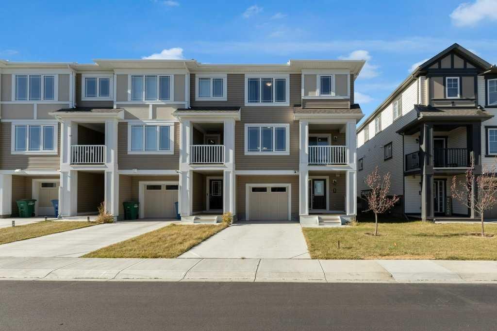 827 Windbury Street SW Airdrie AB T4B 3T1 MLS #A2265002 MLS #A2265002 image #0