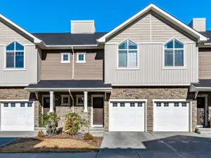 501 Saddlecrest Boulevard NE Calgary AB T2J 0G2 MLS #A2253070 broker reciprocity