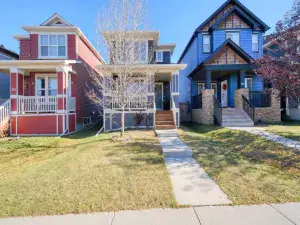 1137 Berkley Drive NW Calgary AB T3K 1S6 MLS #A2253062 broker reciprocity