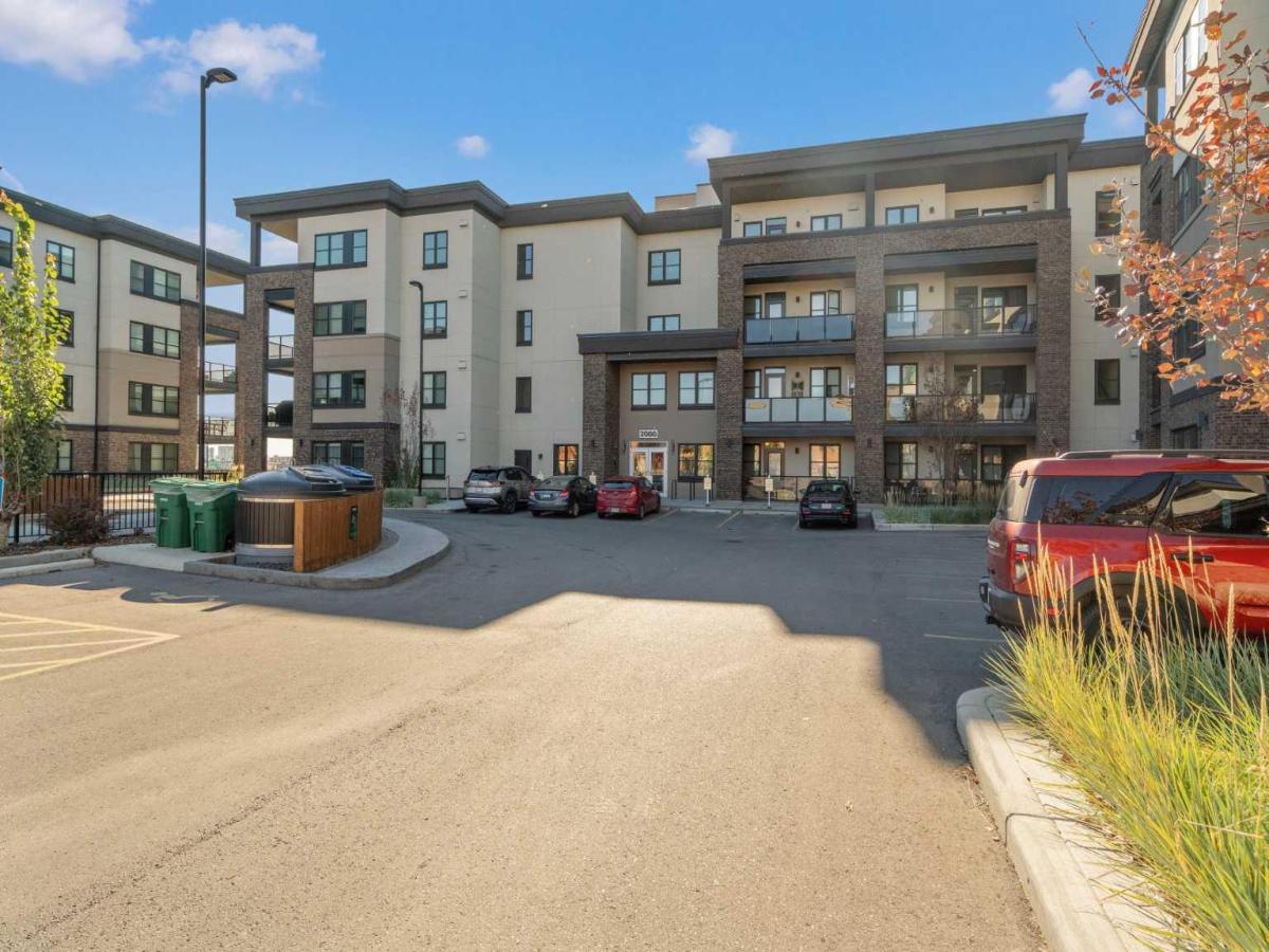 2204, 80 Greenbriar Place NW Calgary AB T3B 5P3 MLS #A2265626 MLS #A2265626 image #0