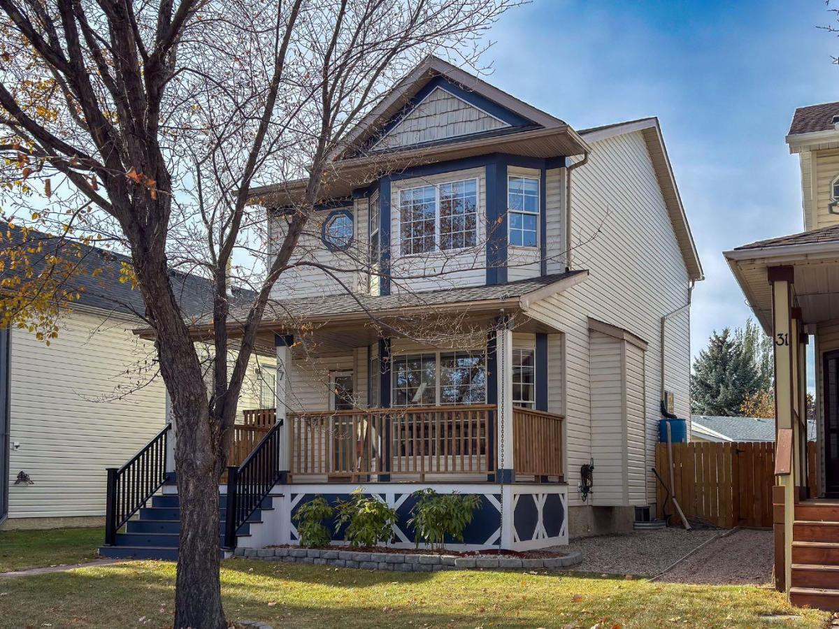 Calgary Homes from $500k to $600k MLS #A2265833 image #0